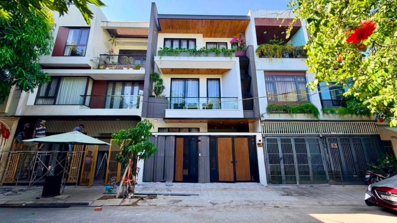 10tyx Bán villa dòng tiền 40tr/th gần khu bắn pháo hoa quốc tế Đà Nẵng, 70m2 ngang 7m