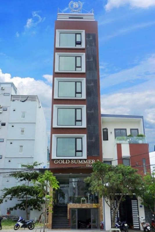 Bán Khách sạn 2* 8 tầng Phước Trường 11 dòng tiền 50tr/th cách biển Mỹ Khê 300m