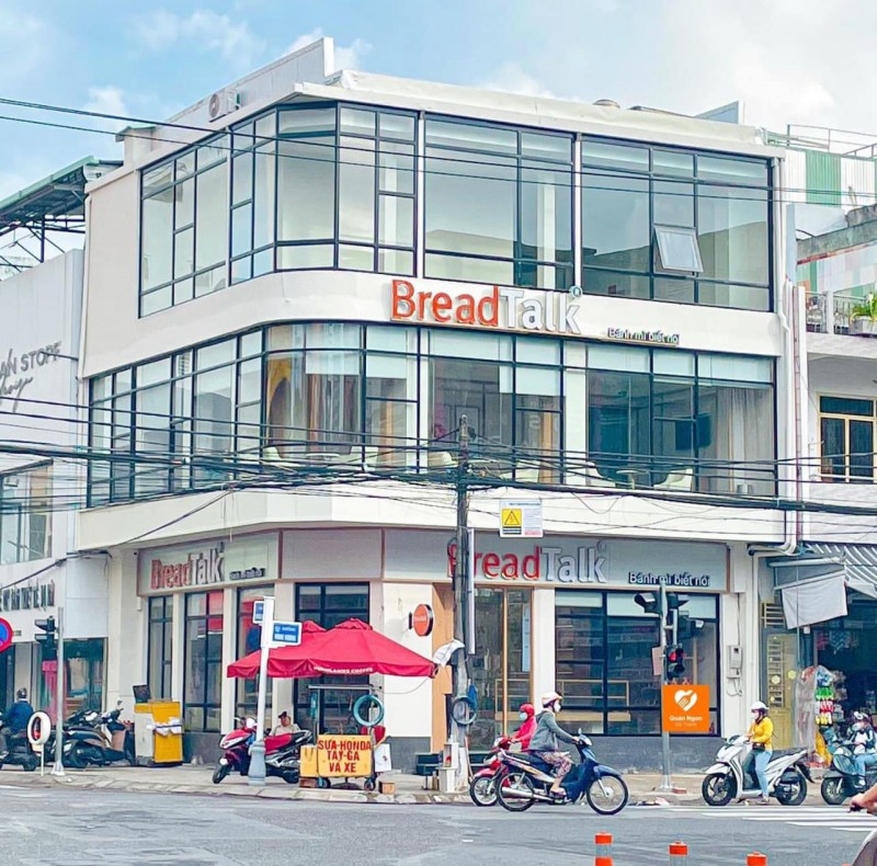 Vip! bán góc 2 mặt tiền kinh doanh Góc Hùng Vương + Hoàng Hoa Thám vị trí trung tâm bậc nhất TP Đà Nẵng đang cho thuê 90tr/th