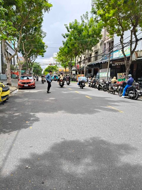 Bán lô đôi Đỗ Bá đường 10m5 cách biển 70m, dt 140m2 giá 23ty còn thương lượng