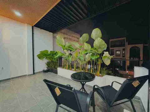 Bán Nhà đẹp 3 tầng Hoà Xuân Huỳnh Ngọc Đủ 100m2 6ty750