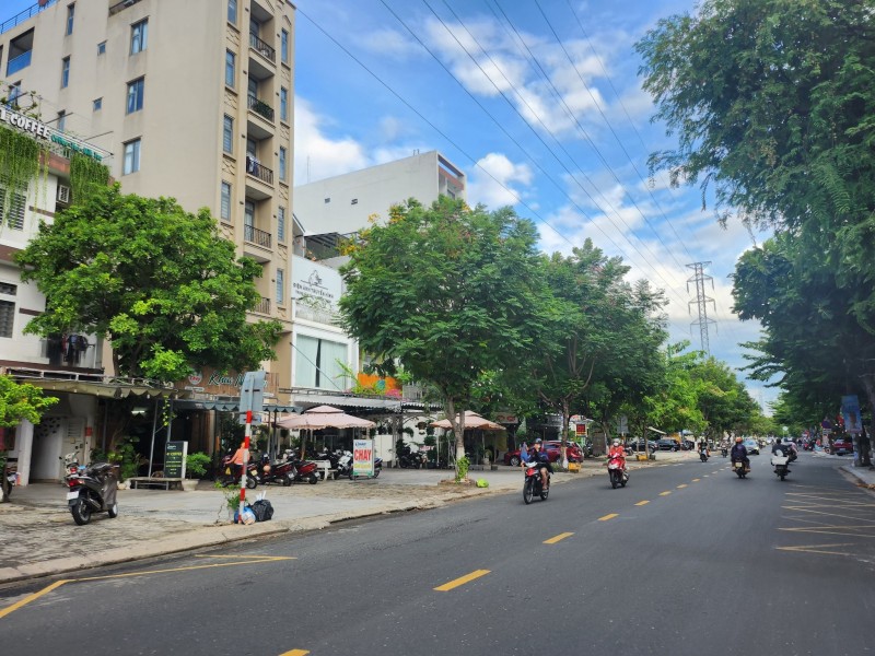 Bán mặt tiền kinh doanh góc Lê Thanh Nghị và Tố Hữu dòng tiền 25tr/th, trung tâm Hải Châu