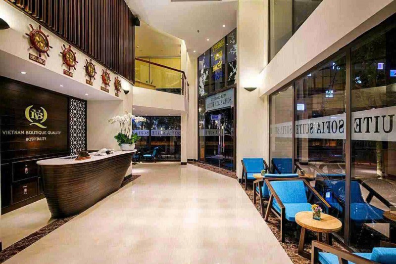 Bán khách sạn 8 tầng 4* Lê Quang Đạo căn góc 143m2 dòng tiền 4ty5/năm